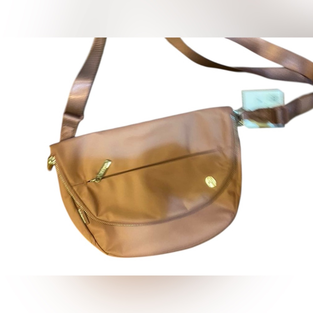 NWT Lululemon all night festival bag SPICED CHAI